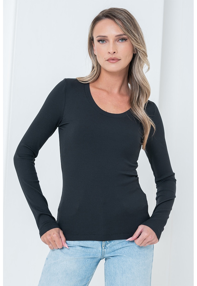 Oferte la Bluza cambrata din amestec de modal - Negru