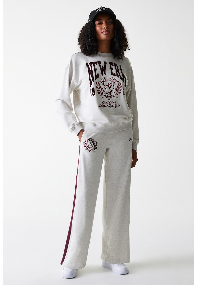 Oferte la Pantaloni de trening cu buzunare laterale si logo brodat - Gri deschis
