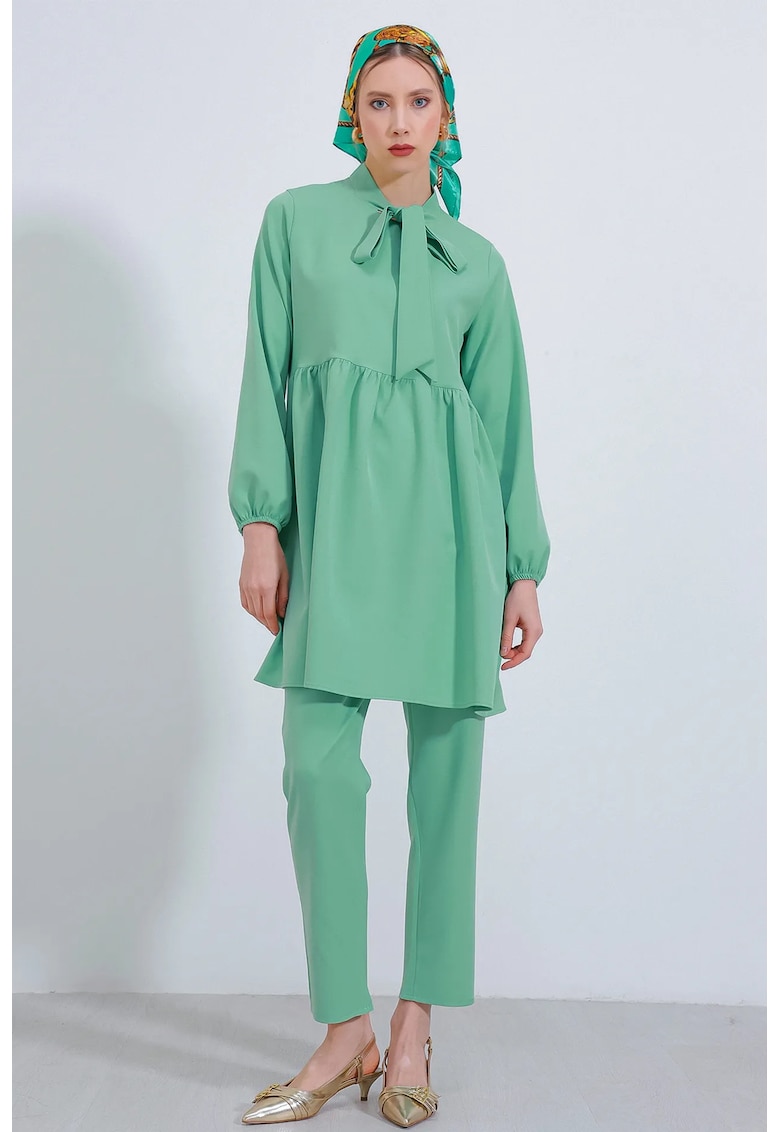 Oferte la Set doua piese - HiCCUP - tunica lunga si pantaloni - guler clasic - verde - poliester