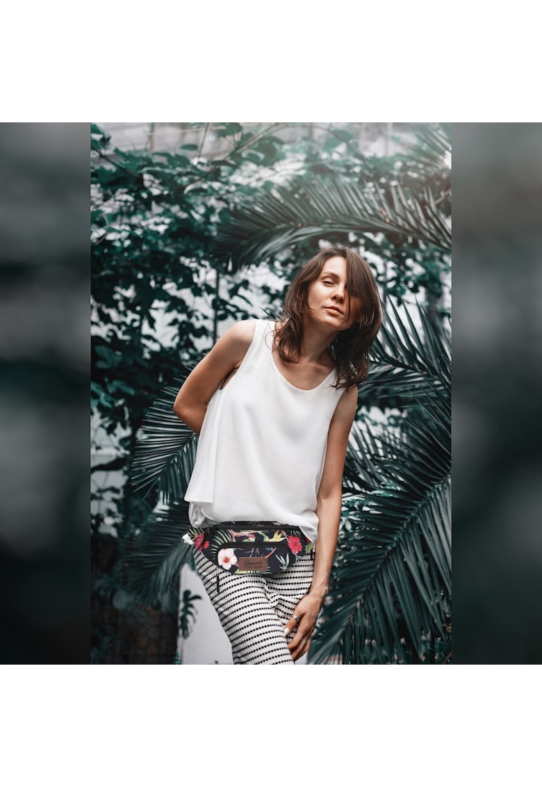 Oferte la Borseta pentru drumetie - cu model floral