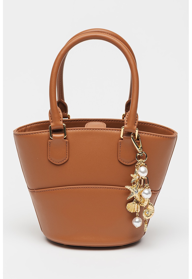 Oferte la Geanta bucket din piele cu talisman - Maro scortisoara - 17 x 24 x 12 cm