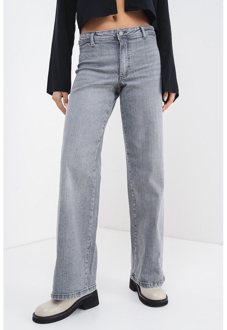 Oferte la Blugi bootcut - Gri deschis