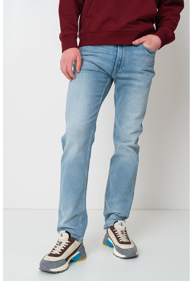 Oferte la Blugi drepti - Albastru deschis