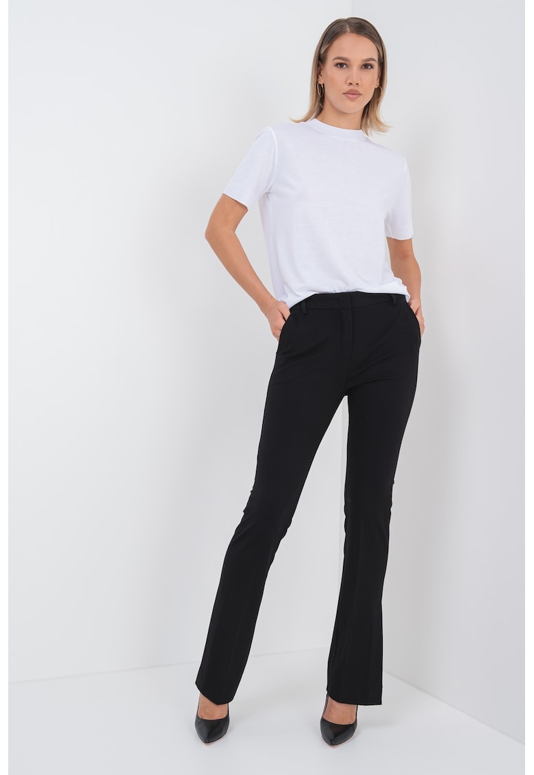Oferte la Pantaloni uni cu slituri la terminatii - Negru