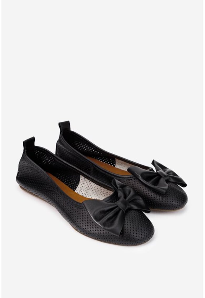 Oferte la Balerini dama negre din piele perforata cu funda