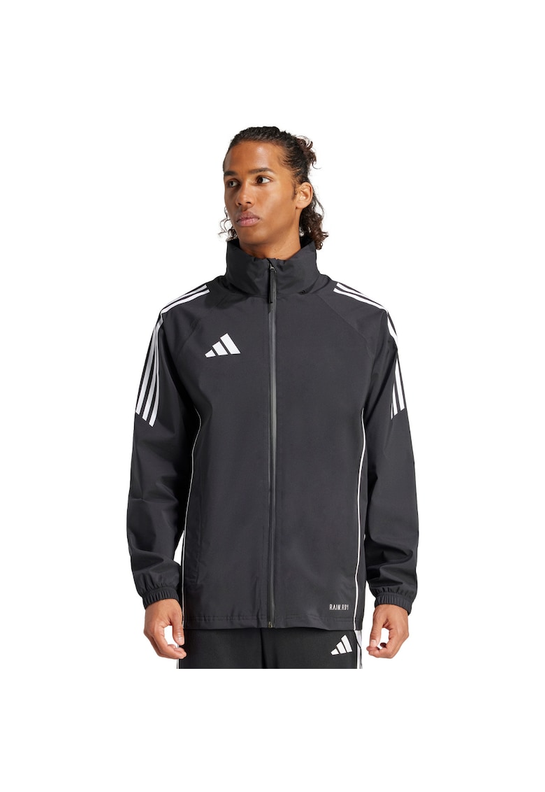 Oferte la Jacheta sport barbati -  Tiro 24 Rain - alb-negru - poliester reciclat - cu gluga ajustabila - Alb/Negru