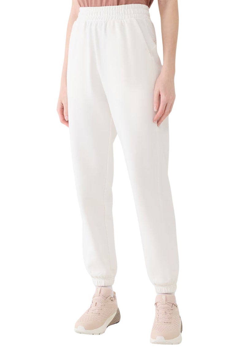 Oferte la Pantaloni dama 4F - model CAS F1013 - bumbac 80% - alb murdar - cu mansete elastice - 2 buzunare laterale