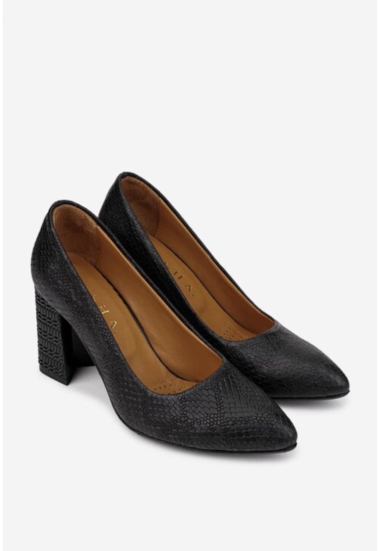 Oferte la Pantofi dama negri din piele naturala cu toc deosebit si model