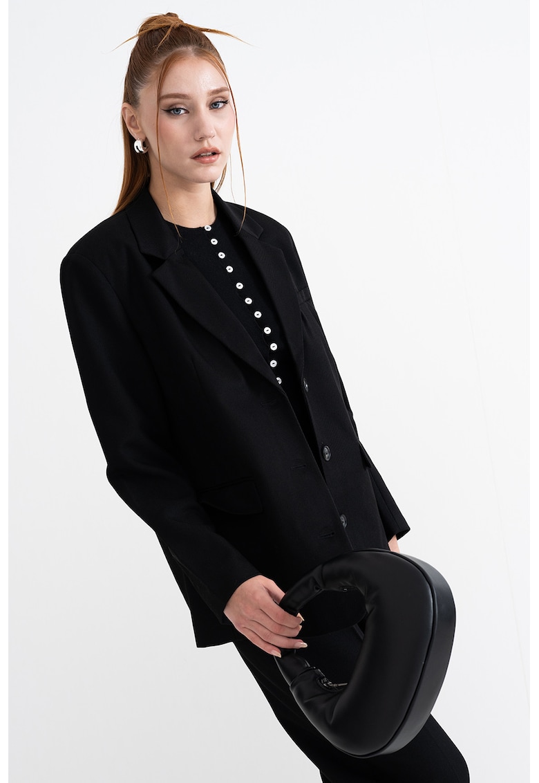 Oferte la Sacou cu nasturi si buzunare cu clapa - Negru