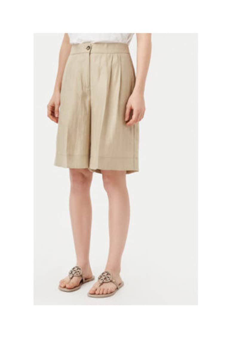 Oferte la Pantaloni scurti dama  bej - material in si poliester