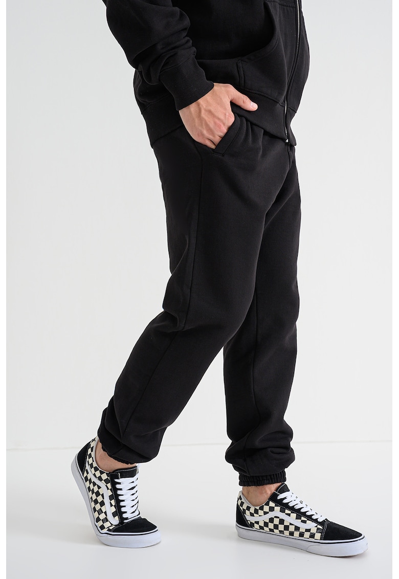 Oferte la Pantaloni de trening cu talie elastica - Negru