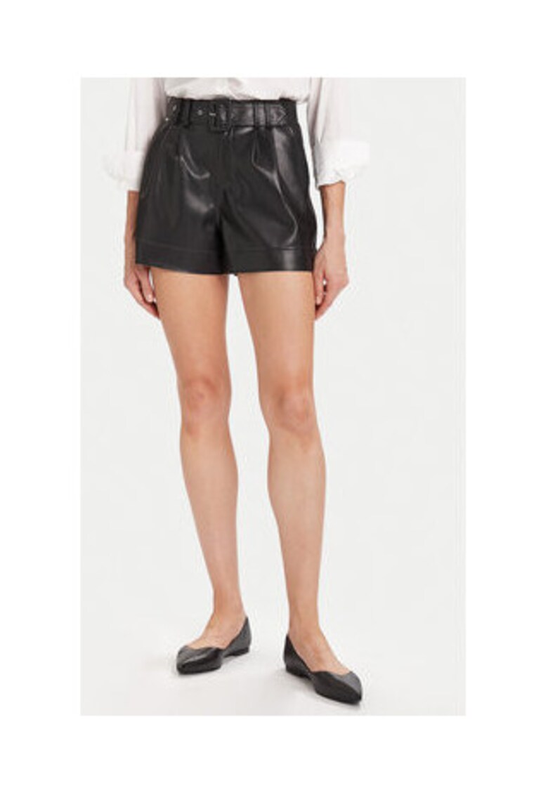 Oferte la Pantaloni scurti -  negru - 100% imitatie de piele