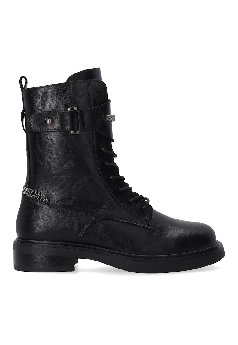 Oferte la Ghete din piele naturala cu detalii metalice