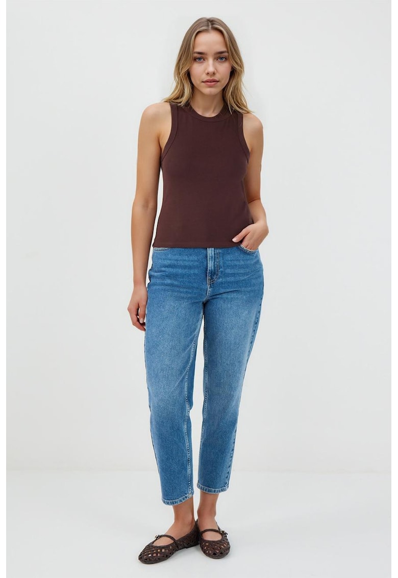 Oferte la Top slim-fit din amestec de bumbac - Maro