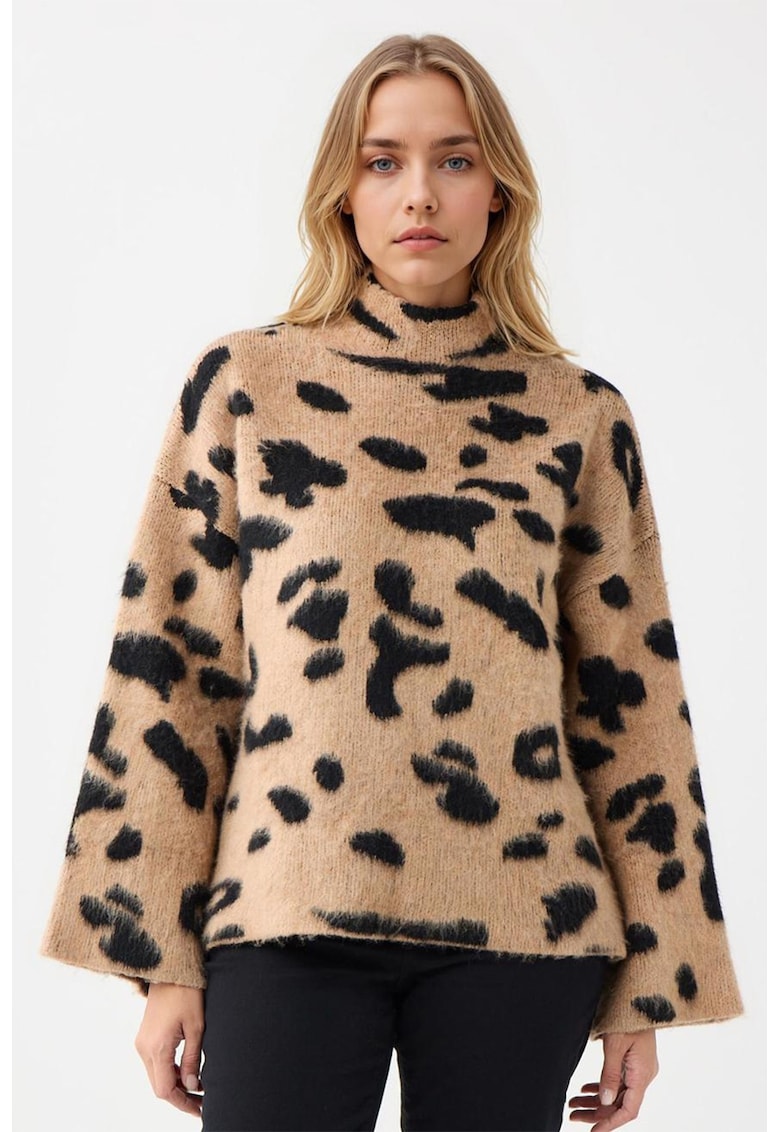 Oferte la Pulover cu maneci cazute si animal print - Negru/Maro deschis