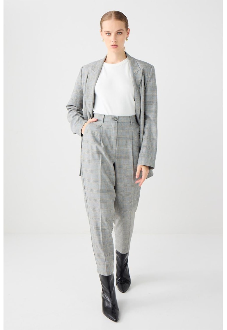 Oferte la Pantaloni conici cu model in carouri si detalii pensa - Alb/Gri