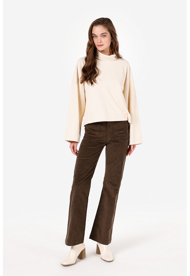 Oferte la Pantaloni din reiat cu croiala ampla - Maro