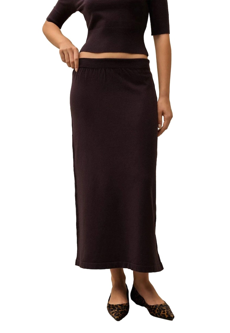 Oferte la Fusta midi -  tricotata - textura moale - talie inalta - maro cognac