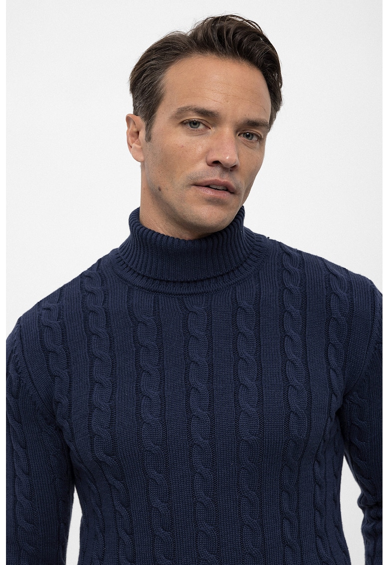 Oferte la Pulover cu guler inalt si model torsade - Bleumarin