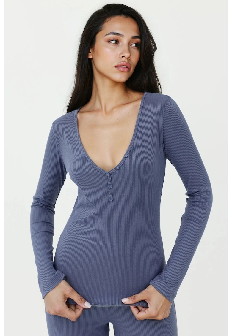 Oferte la Set de pijamale -  decolteu in V - croiala larga - albastru glaciar - elastan/ poliester