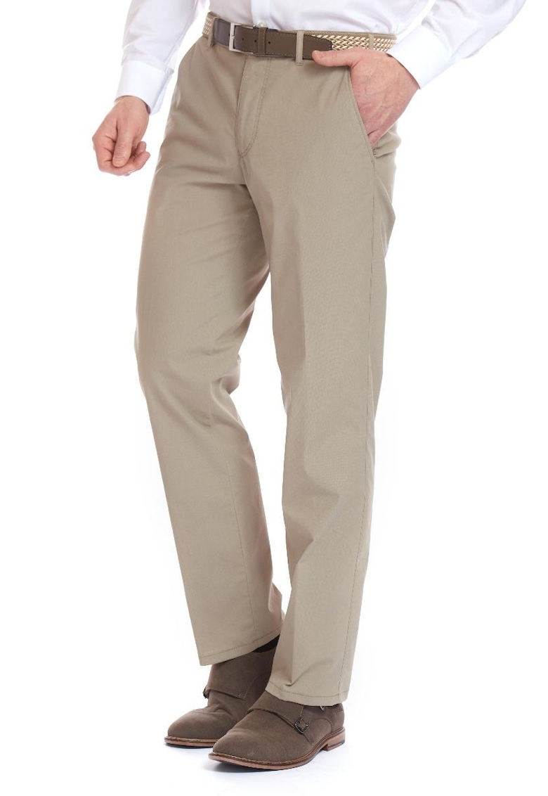 Oferte la Pantaloni  Chicago 5410 pentru barbati - culoare maro - Maro