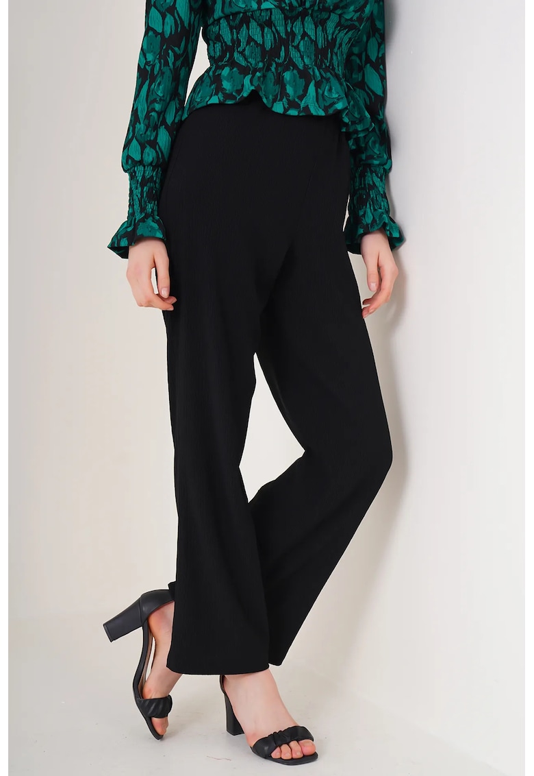 Oferte la Pantaloni dama - HiCCUP - croiala relaxata - poliester-lycra - Negru