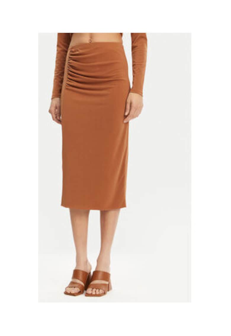 Oferte la Fusta -  model UD0010 - culoare cognac