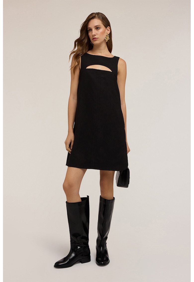 Oferte la Rochie cu decupaj si croiala in A - Negru