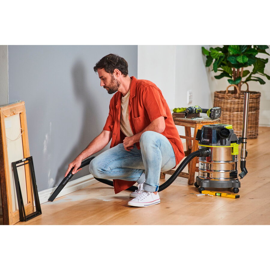 Oferte la Aspirator R18WDV-0 18 V ONE+, wet/dry vacuum cleaner (black/stainless steel, cordless vacuum cleaner, without battery and charger)