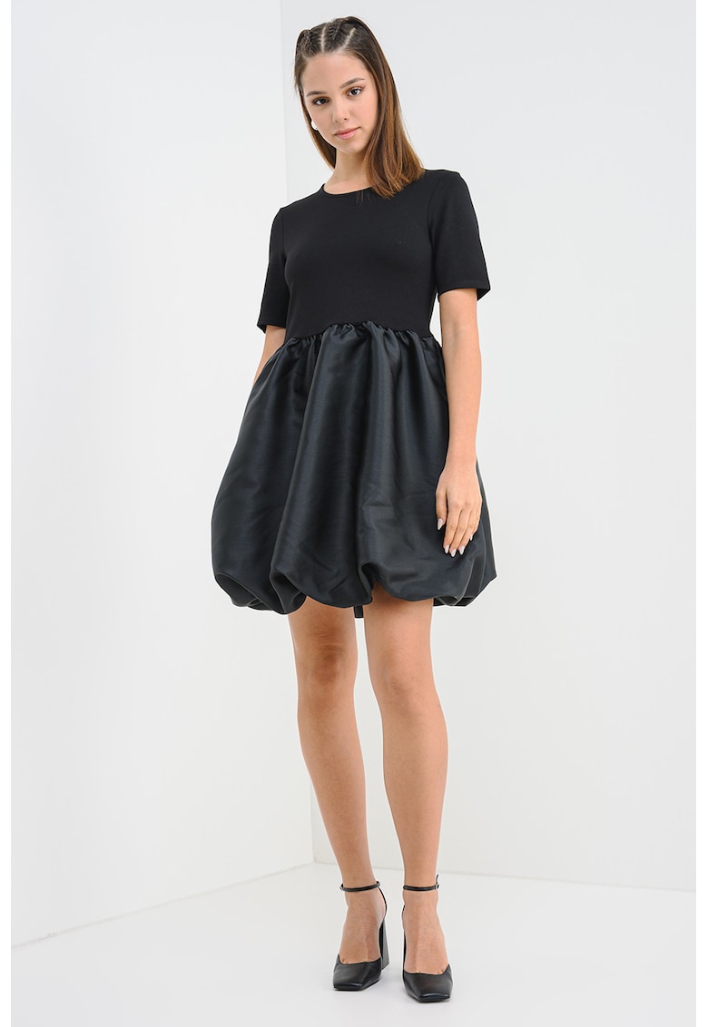 Oferte la Rochie scurta cu aspect 2in1 si maneci scurte - Negru