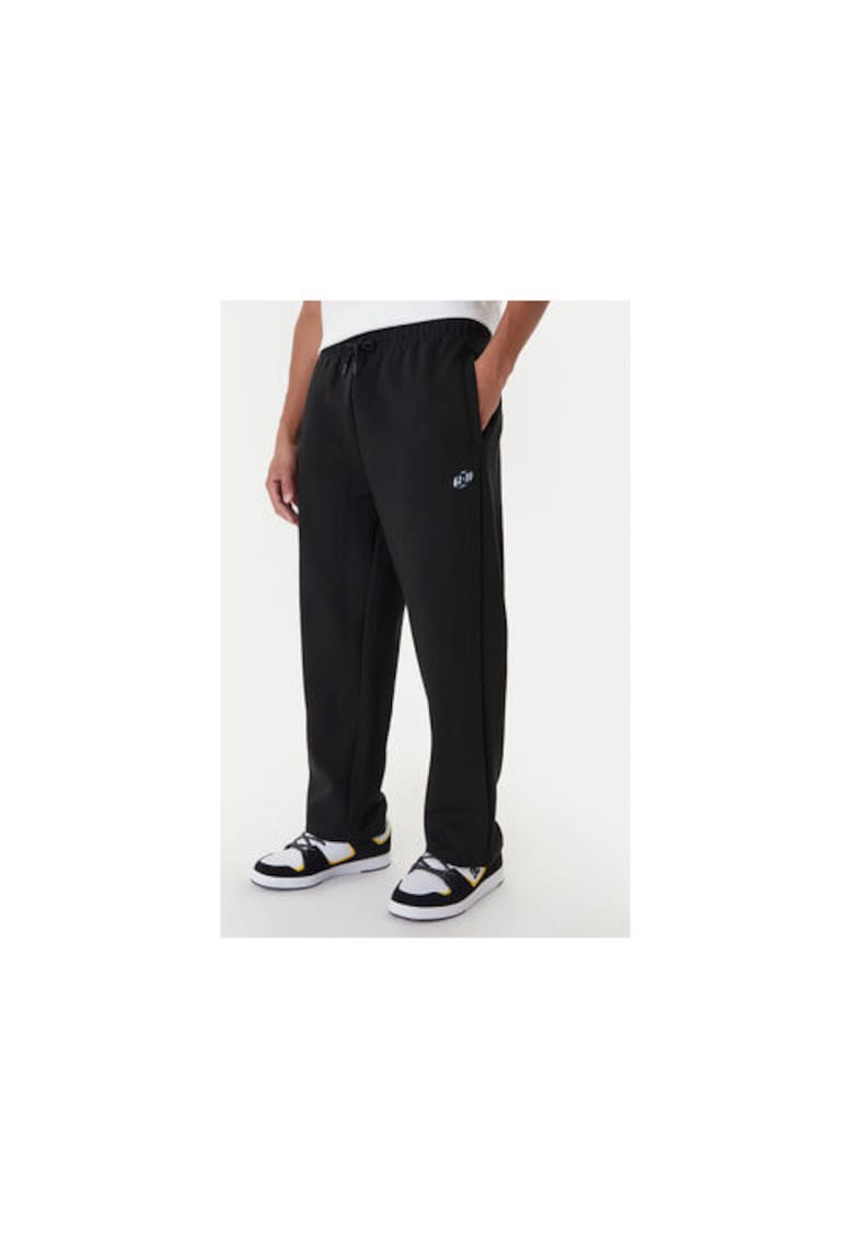 Oferte la Pantaloni trening Barbati -  bumbac/poliester/elastan - negru -