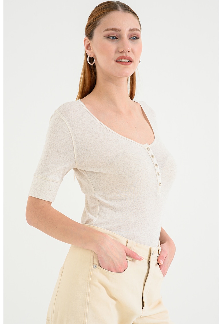 Oferte la Bluza slim fit cu maneci scurte Espen - Bej