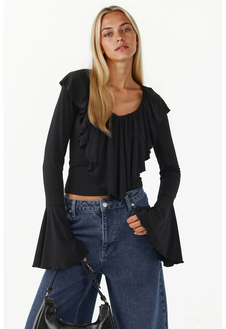 Oferte la Bluza dama -  elastica - tricot - decolteu in V - cu volane - negru