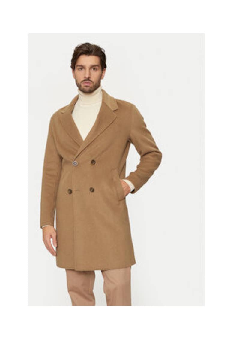 Oferte la Palton din amestec de lana cu nasturi