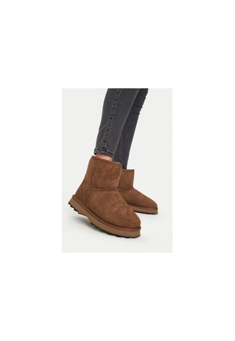 Oferte la Ghete dama  207437036 - Piele naturala - 42 EU - Maro