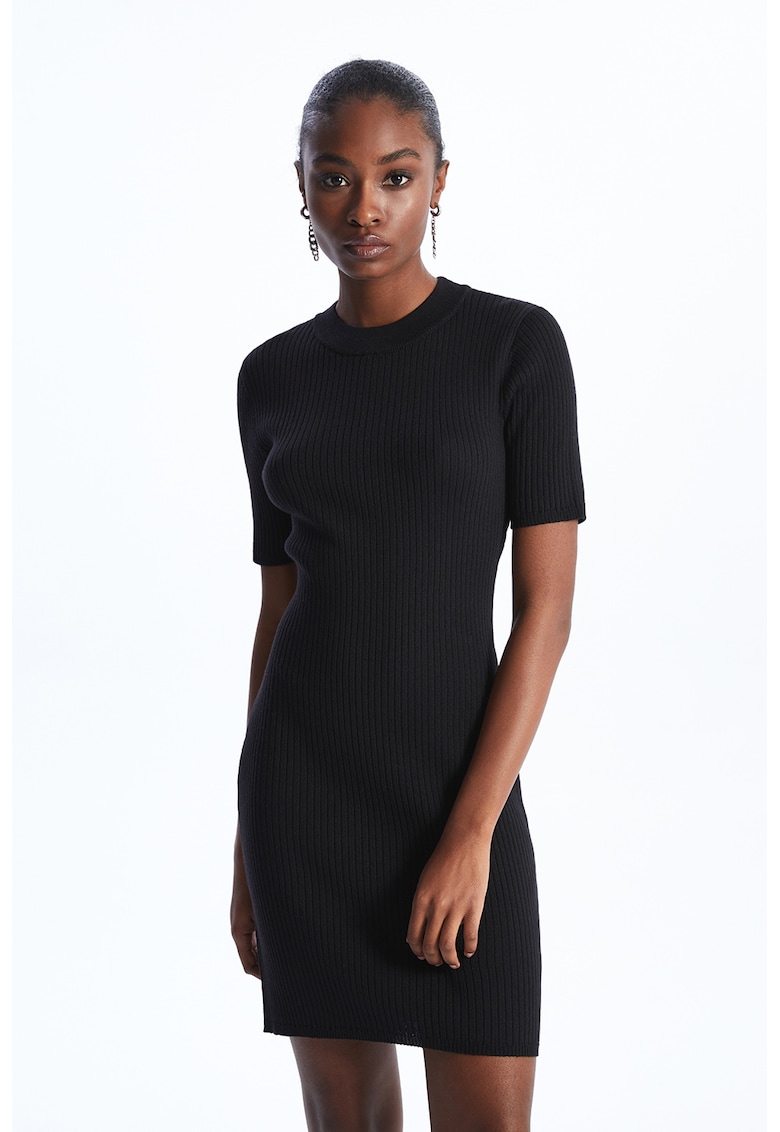 Oferte la Rochie bodycon striata - Negru