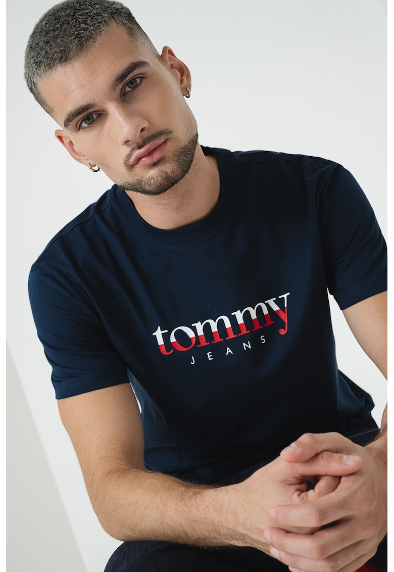 Tricou cu decolteu la baza gatului si imprimeu logo - Rosu/Alb/Bleumarin