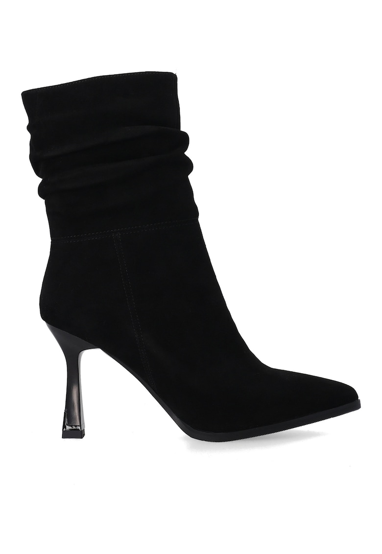 Botine cu varf ascutit din piele intoarsa
