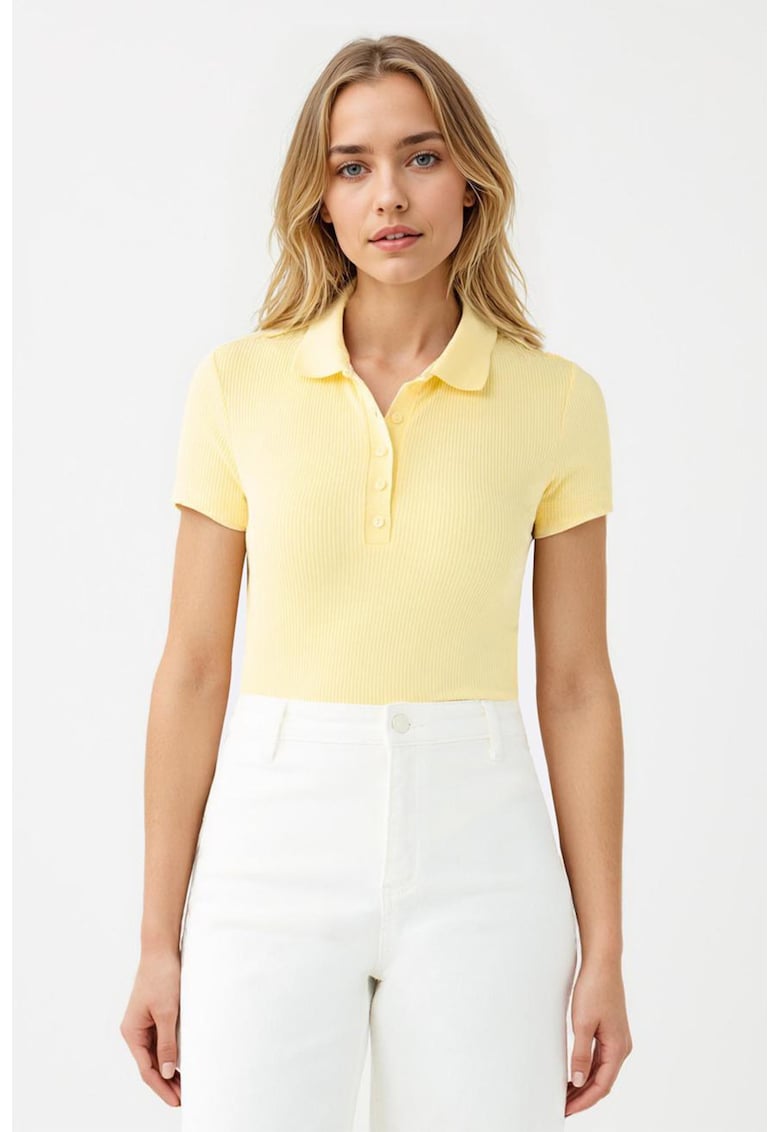 Tricou polo slim fit din amestec de modal - Galben deschis