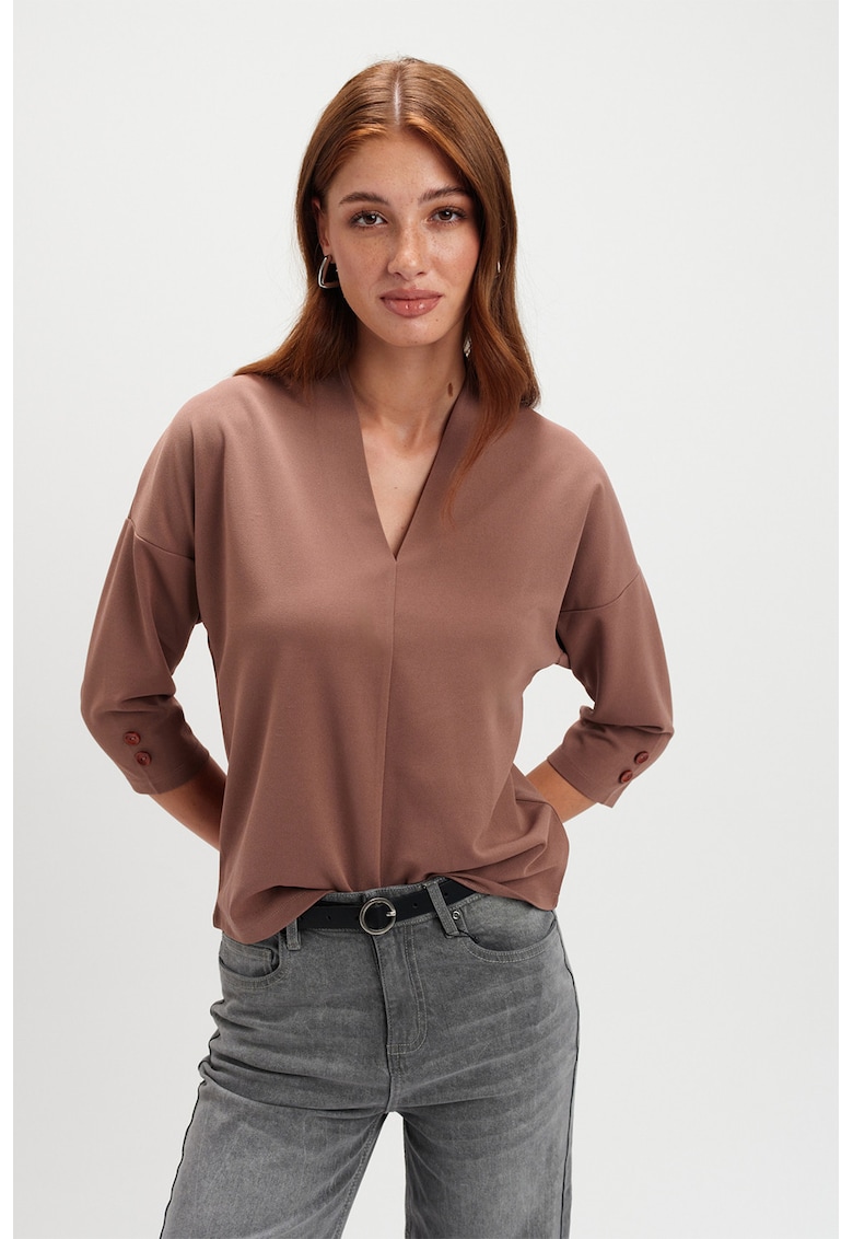 Bluza cu decolteu in V si maneci 3/4 - Maro deschis