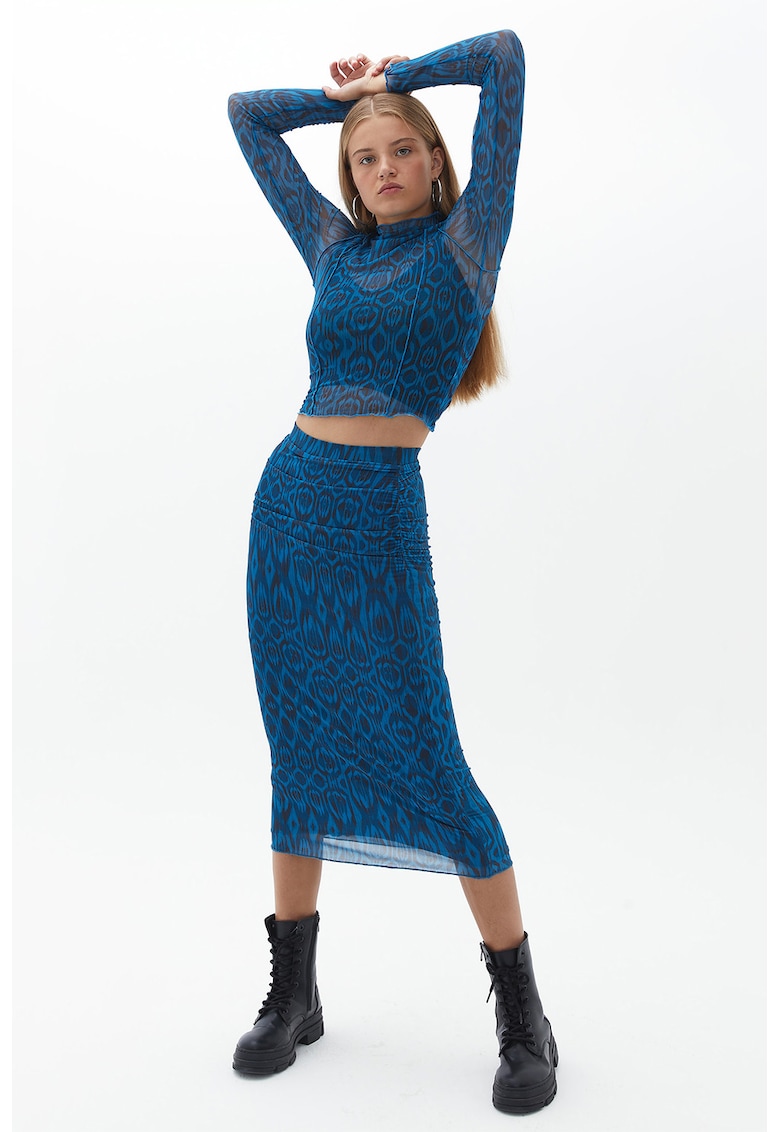 Bluza crop cu model geometric - Albastru inchis/Negru stins
