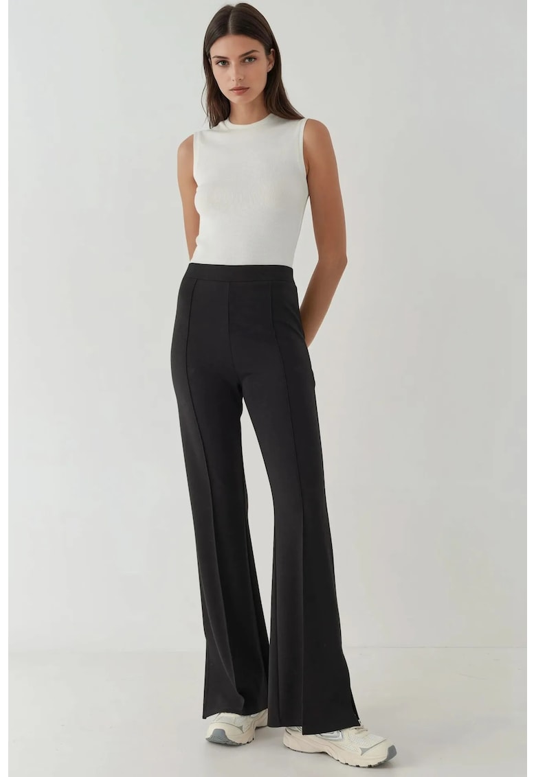 Pantaloni dama -  evazati - talie inalta - negru - textil
