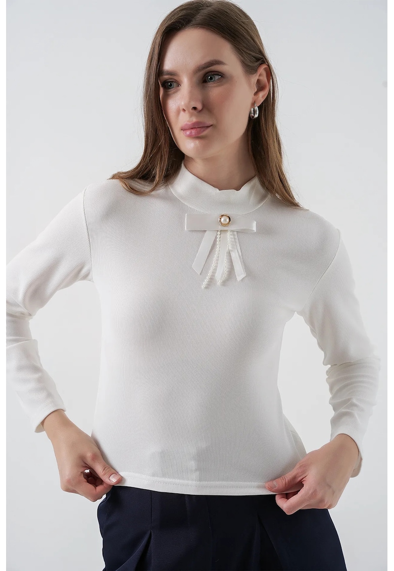 Bluza dama - HiCCUP - mulata - maneca lunga - guler semi-rulat - alb - tricot