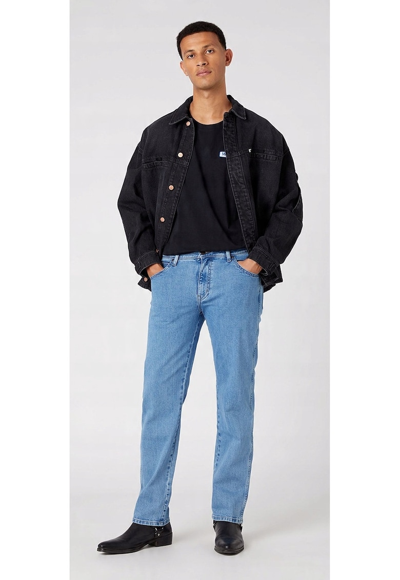 Blugi bărbați Wrangler  821 - albastru - Albastru